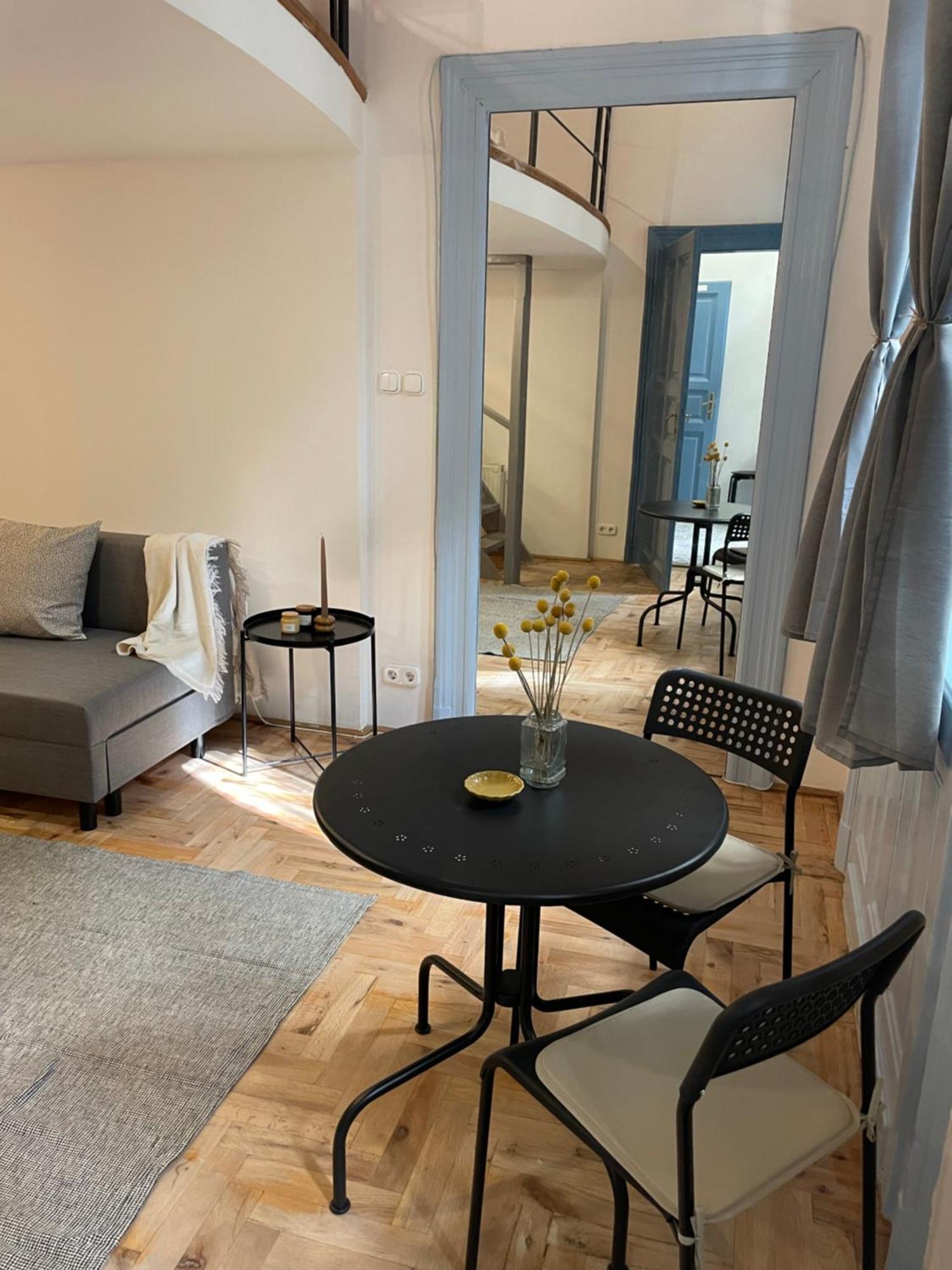 Blue Mirror Apartment Budapest Exterior foto